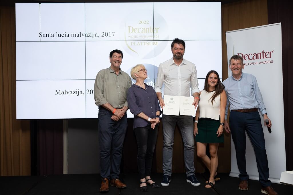 Salon of Decanter's Awards 2022 - Ljubljana